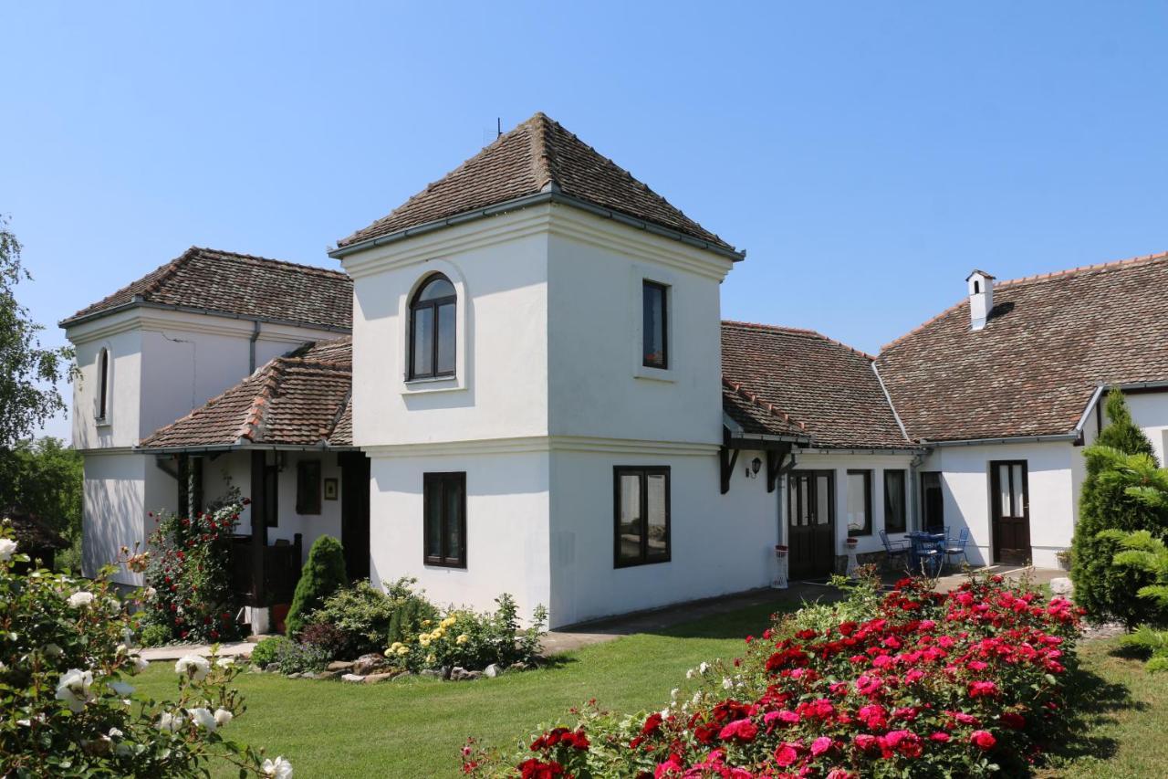 Guest House Vila Albedo Varna Exterior photo